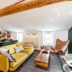 the-artistic-loft-of-croix-rousse.hotels-rhonealpes.com/